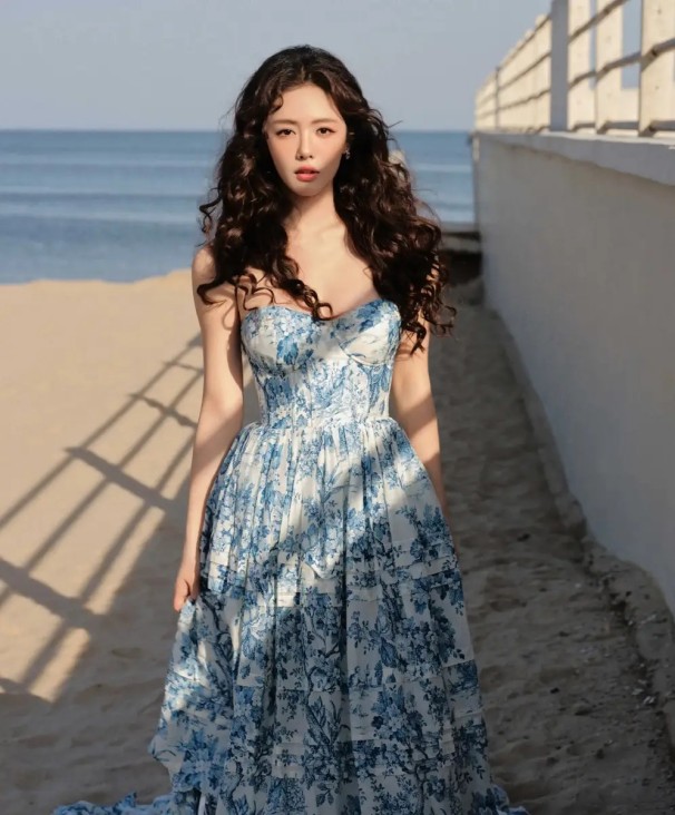 真自私啊，6个人都得让着她？