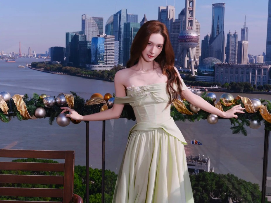 应昊茗街头亲密照曝光