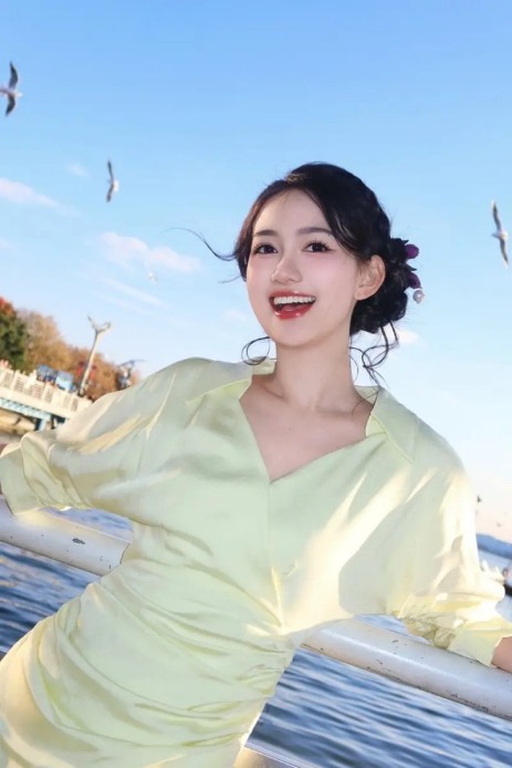 《狂野时代》发布第四篇章嗅觉预告 易烊千玺变身沧桑沉稳的“骗子”大叔