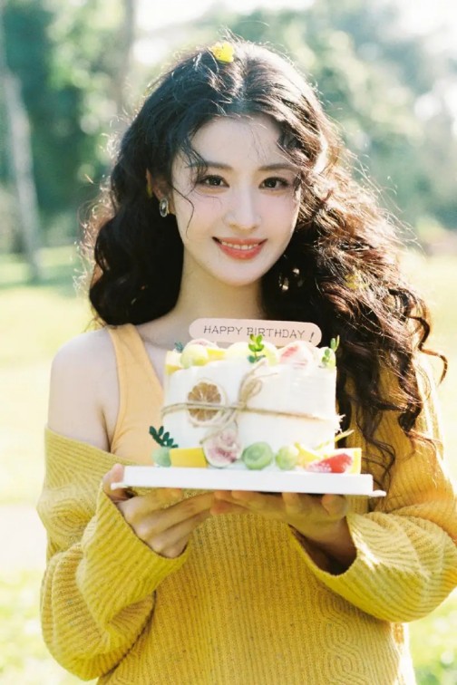 英伟达“付费买盗版”训练AI：中国法律视角下的违法性分析